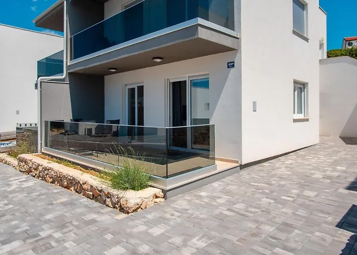 Mia By Pag Tours * Šimuni